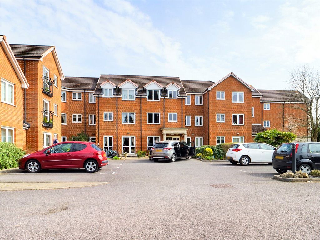 1 bed flat for sale in Warwick Road, Reading, Berkshire RG2, £135,000