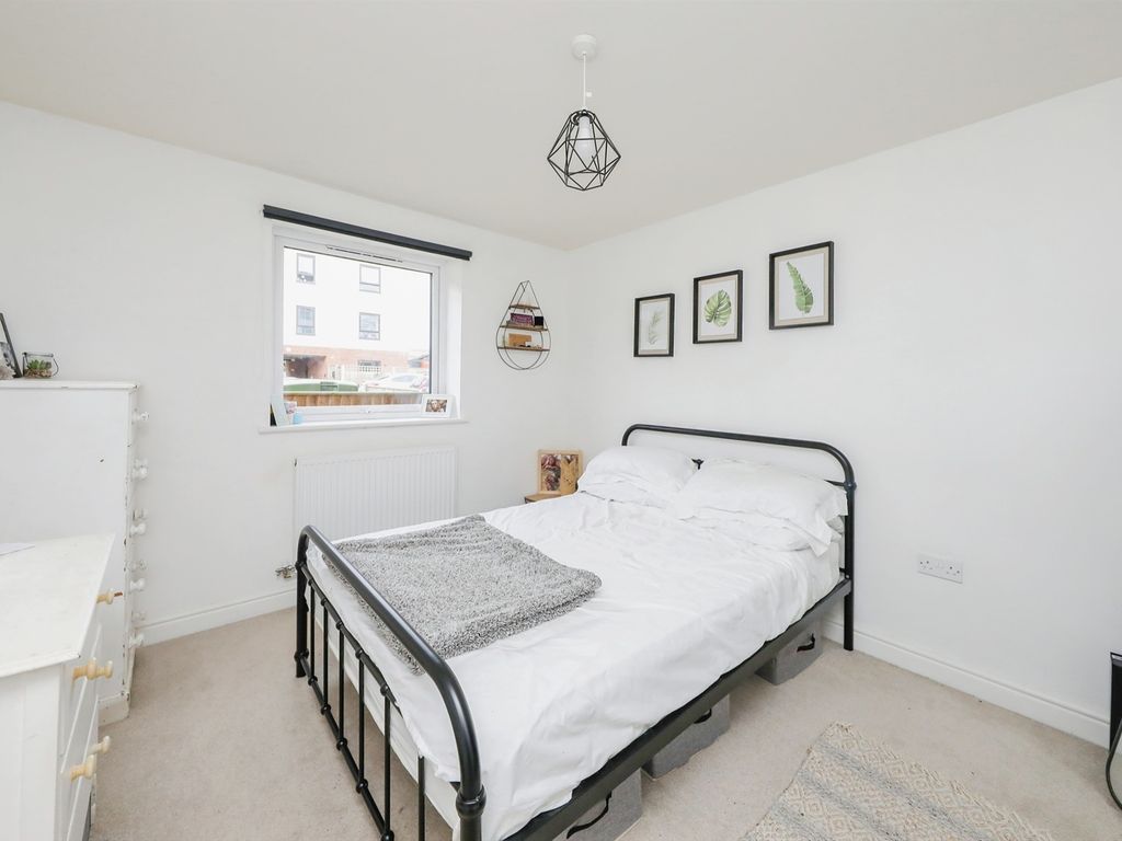 1 bed flat for sale in Holt Road, Fakenham NR21, £130,000