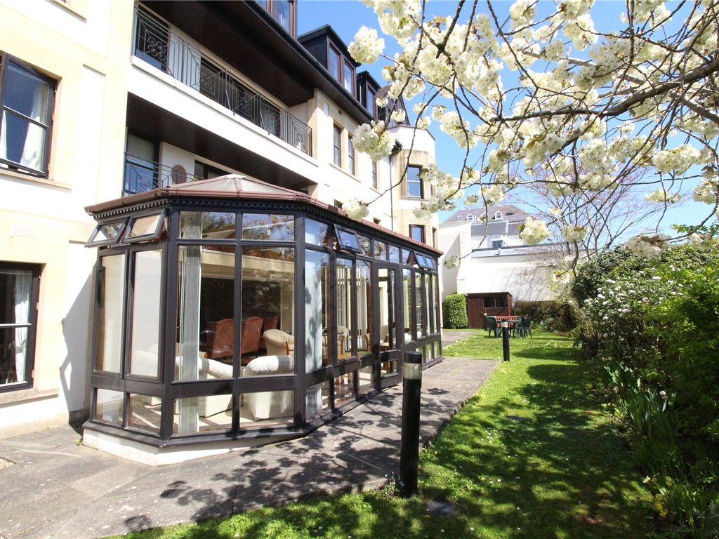 2 bed flat for sale in Whatley Court, Whatley Road, Clifton, Bristol BS8, £275,000