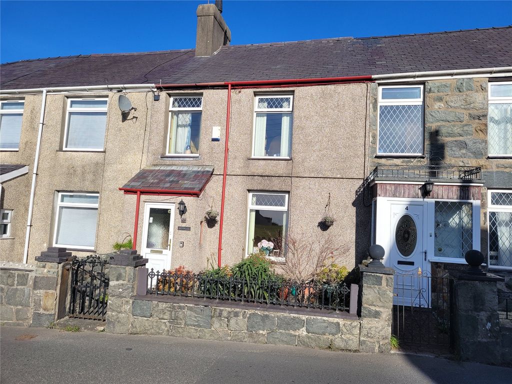 3 bed terraced house for sale in Crawia Terrace, Llanrug, Caernarfon LL55, £133,000