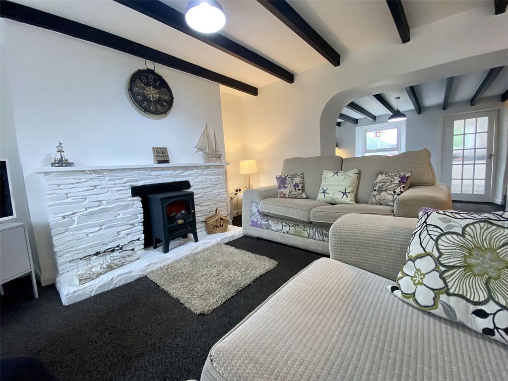 2 bed end terrace house for sale in Par Green, Par, Cornwall PL24, £270,000