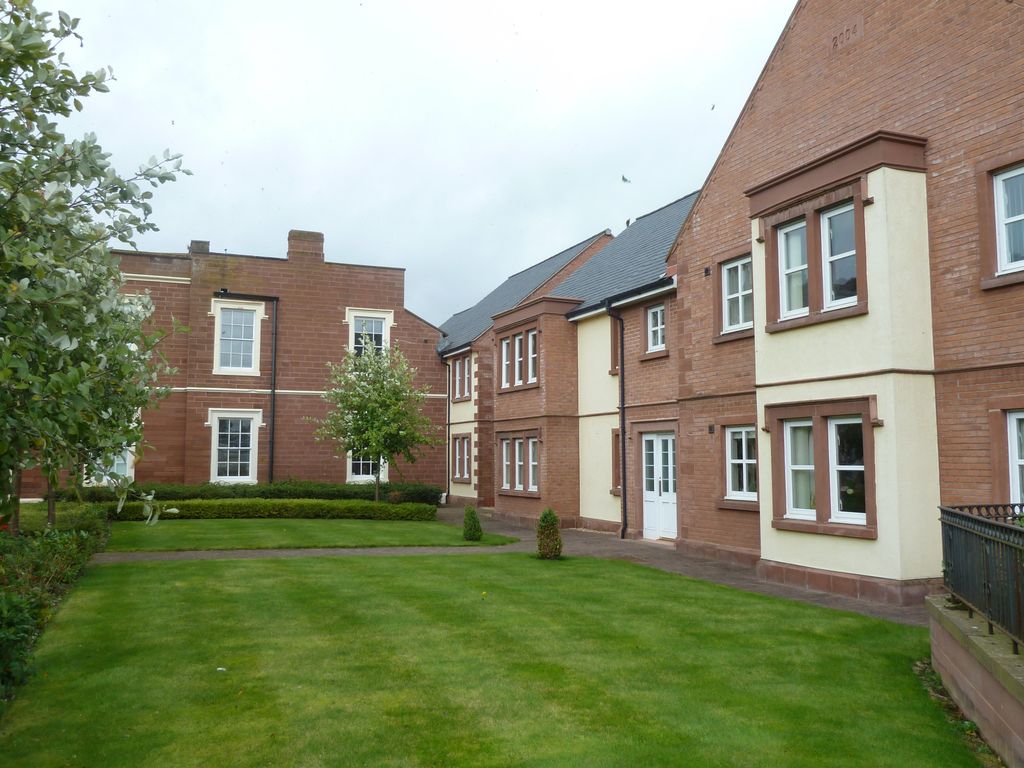 2 bed flat for sale in Chapel Brow, Carlisle CA1, £109,950