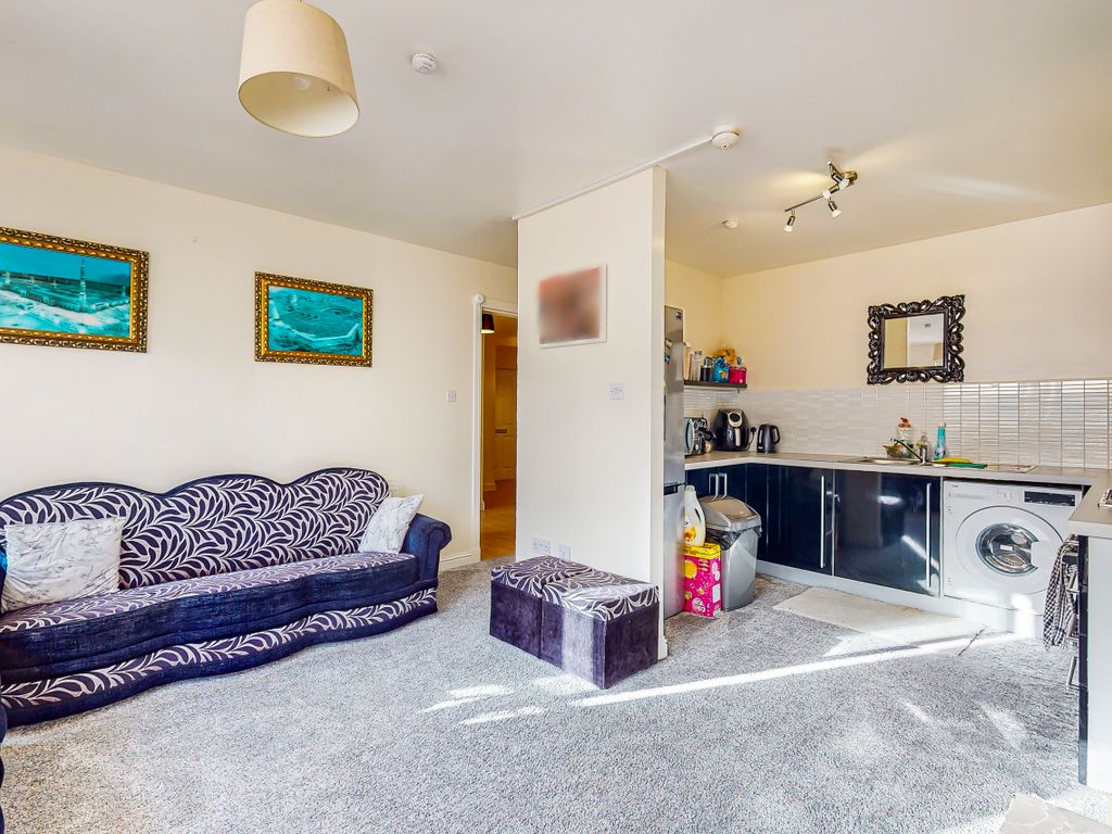 2 bed flat for sale in 24 Belvidere Gate, Glasgow G31, £103,000