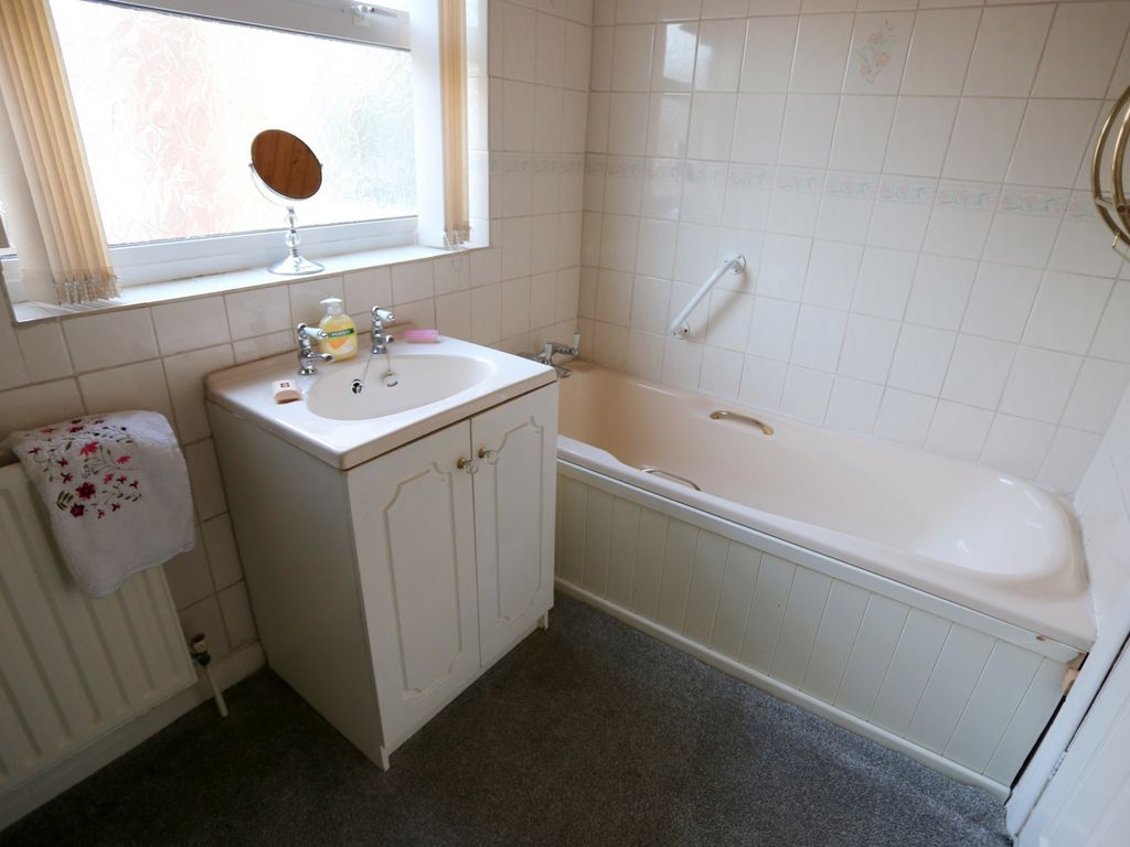 3 bed terraced house for sale in Cemetery View, Longton ST3, £137,500