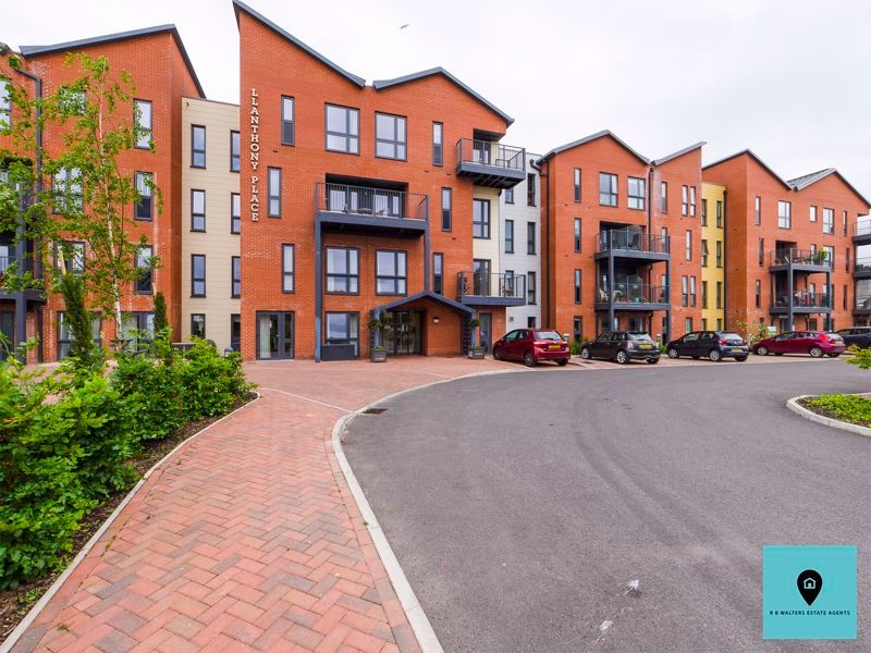2 bed property for sale in Llanthony Place, St Ann Way, Gloucester GL2, £175,000