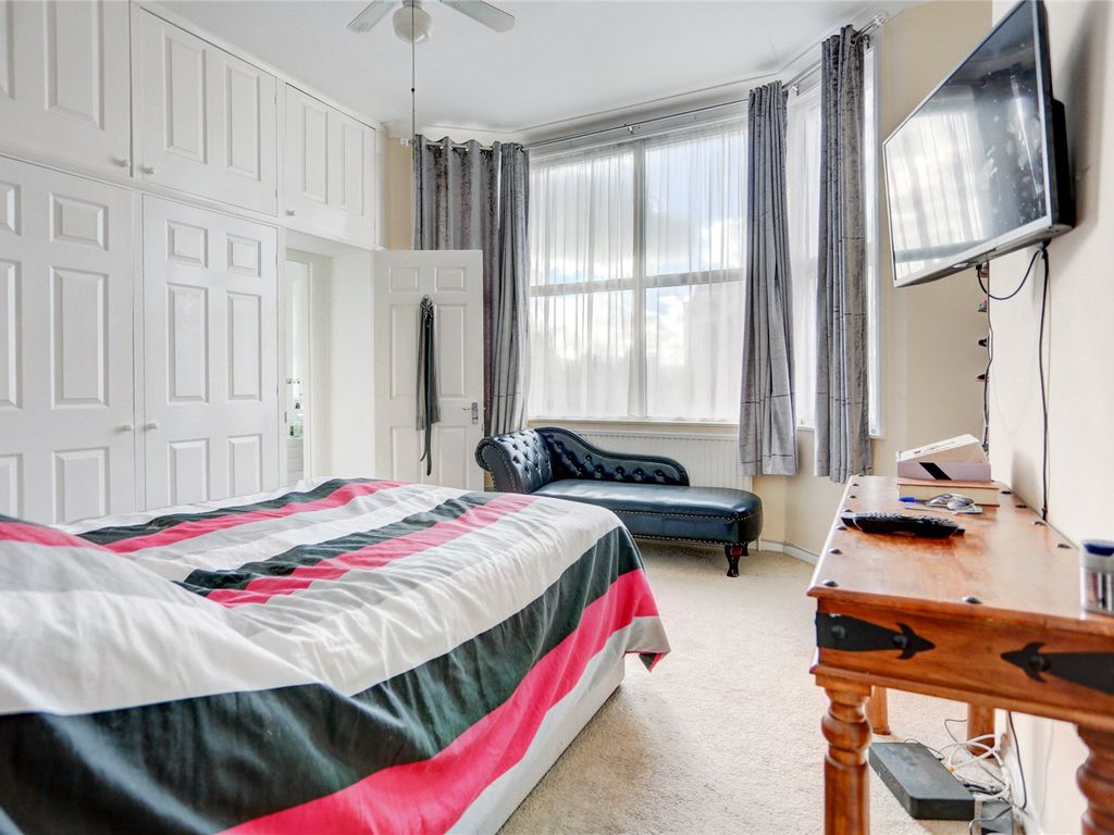 2 bed flat for sale in Station Road, Portslade, Brighton, East Sussex BN41, £225,000