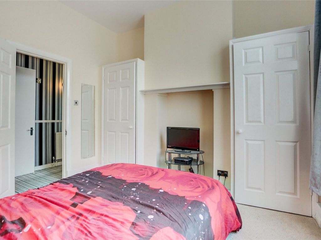 2 bed flat for sale in Station Road, Portslade, Brighton, East Sussex BN41, £225,000