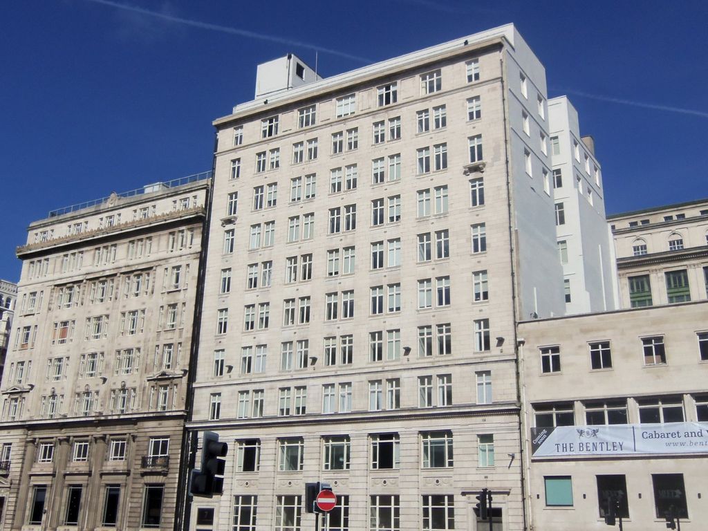 1 bed flat for sale in The Strand, Liverpool, Merseyside L2, £135,000