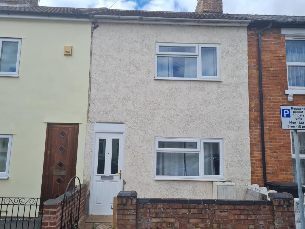 2 bed terraced house for sale in Swindon, Wiltshire SN1, £200,000