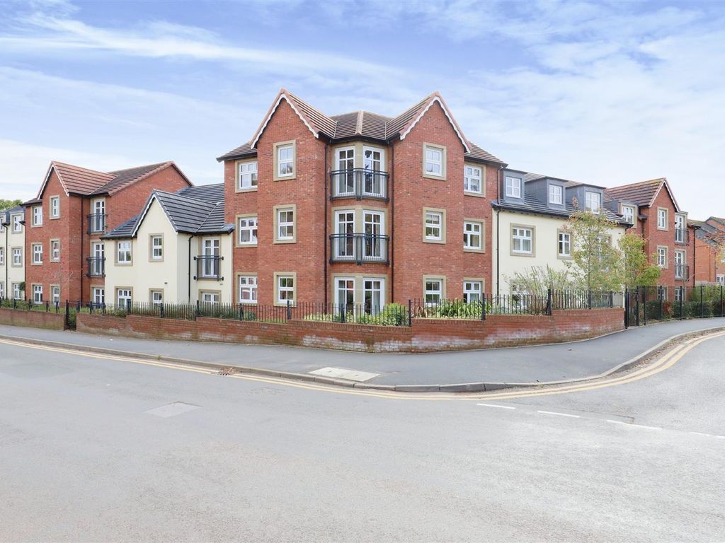 2 bed property for sale in Lowestone Court, Stone Lane, Kinver, Stourbridge DY7, £269,950