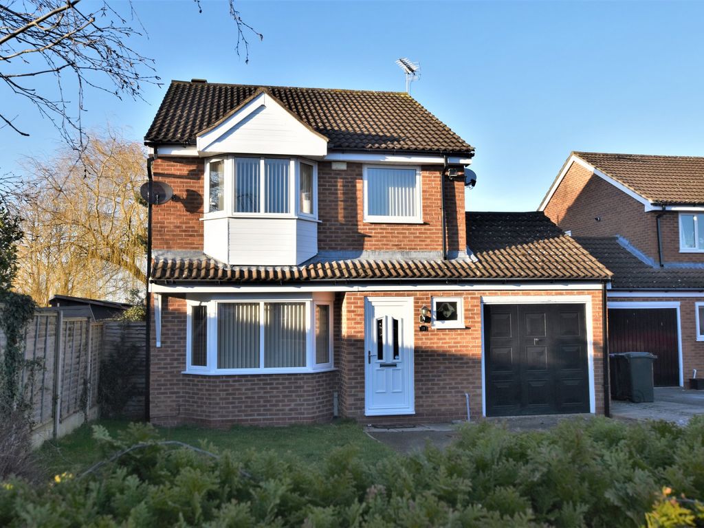 4 bed detached house for sale in Parker Bowles Drive, Market Drayton TF9, £325,000