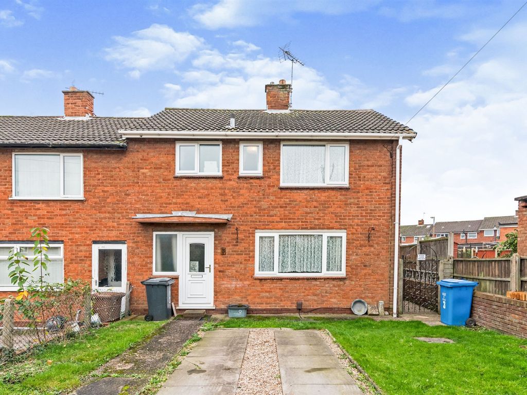 3 bed end terrace house for sale in Leaside Avenue, Handsacre, Rugeley WS15, £175,000