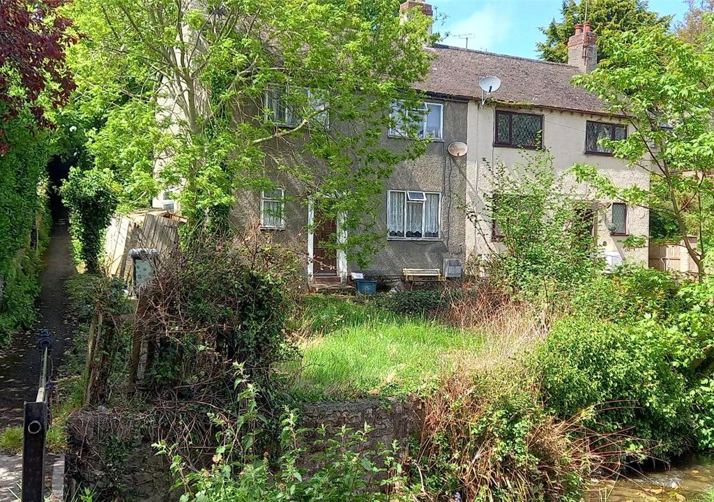 3 bed semi-detached house for sale in Llawr Pentre, Llawr Pentre, Old Colwyn, Colwyn Bay LL29, £115,000