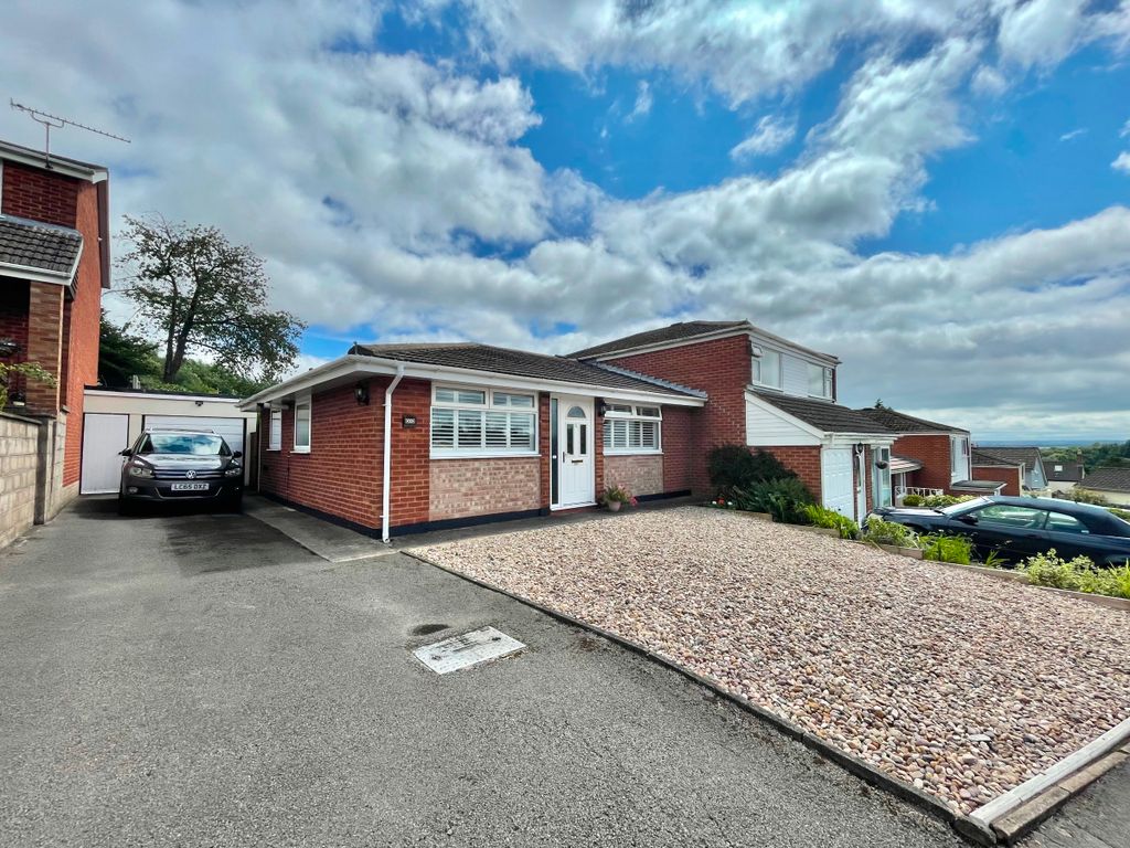 2 bed bungalow for sale in Woodland Rise, Lydney GL15, £289,999
