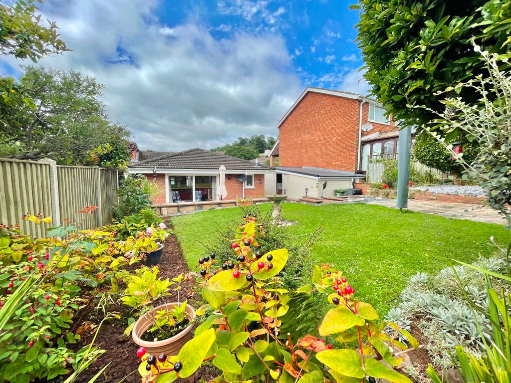 2 bed bungalow for sale in Woodland Rise, Lydney GL15, £289,999