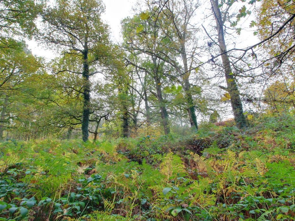 Land for sale in Ringshall Road, Ringshall, Berkhamsted HP4, £50,000