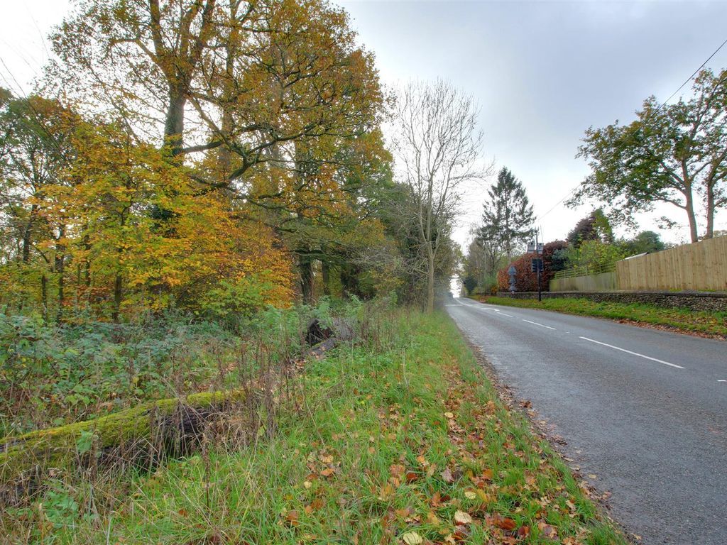 Land for sale in Ringshall Road, Ringshall, Berkhamsted HP4, £50,000