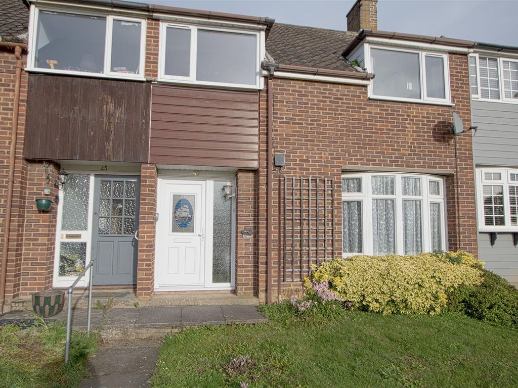 3 bed terraced house for sale in Greenway, Billericay CM11, £315,000
