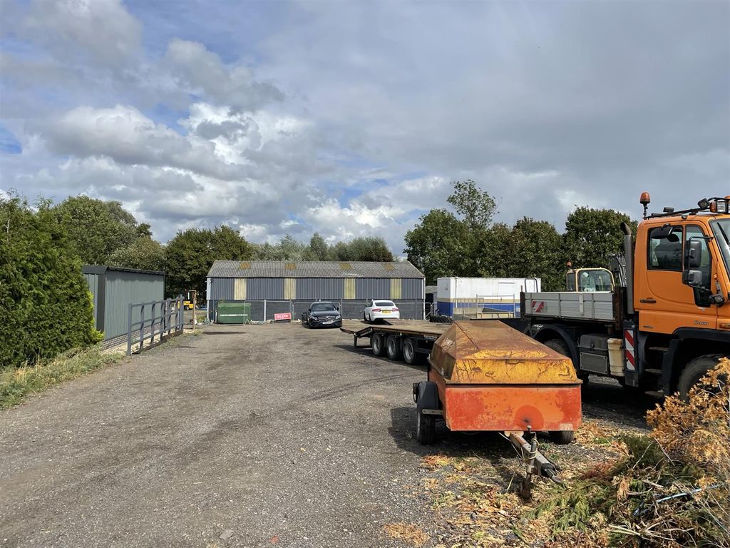 Light industrial for sale in Yard @ Winchcombe Road, Sedgeberrow, Evesham, Worcestershire WR11, £525,000