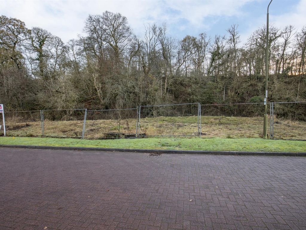 Land for sale in Cattermills Plot 4, Croftamie, Glasgow G63, £150,000