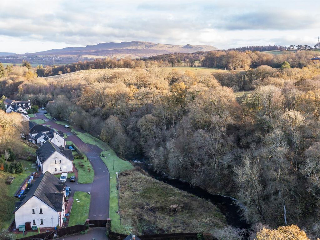 Land for sale in Cattermills, Croftamie, Glasgow G63, £300,000