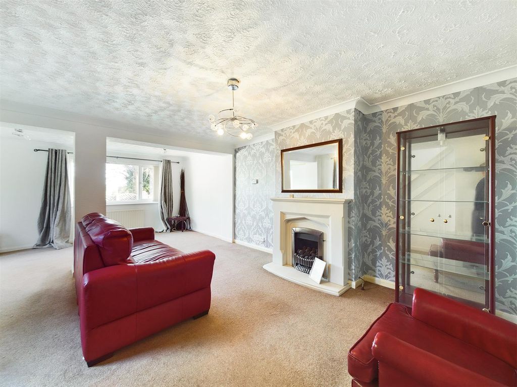 4 bed semi-detached house for sale in Greenside Walk, Carlton, Nottingham NG3, £250,000