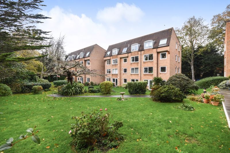 1 bed flat for sale in Homeoaks House, Bournemouth BH2, £65,000