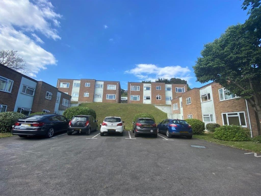 1 bed flat for sale in Chideock Close, Parkstone, Poole BH12, £139,950