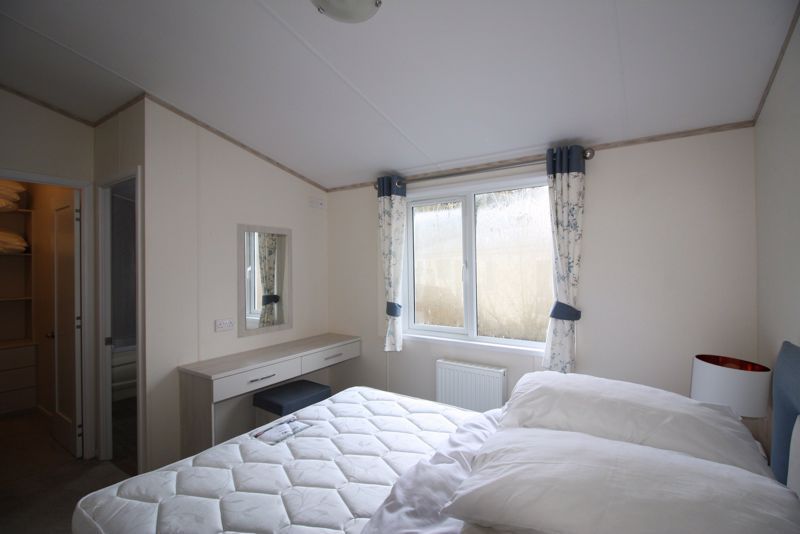 2 bed property for sale in Glendevon, Dollar FK14, £95,000