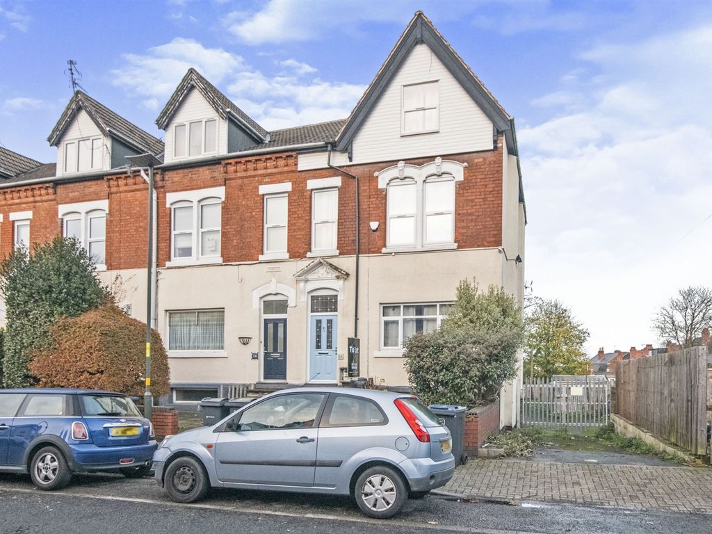 2 bed flat for sale in Chestnut Road, Moseley, Birmingham B13, £130,000