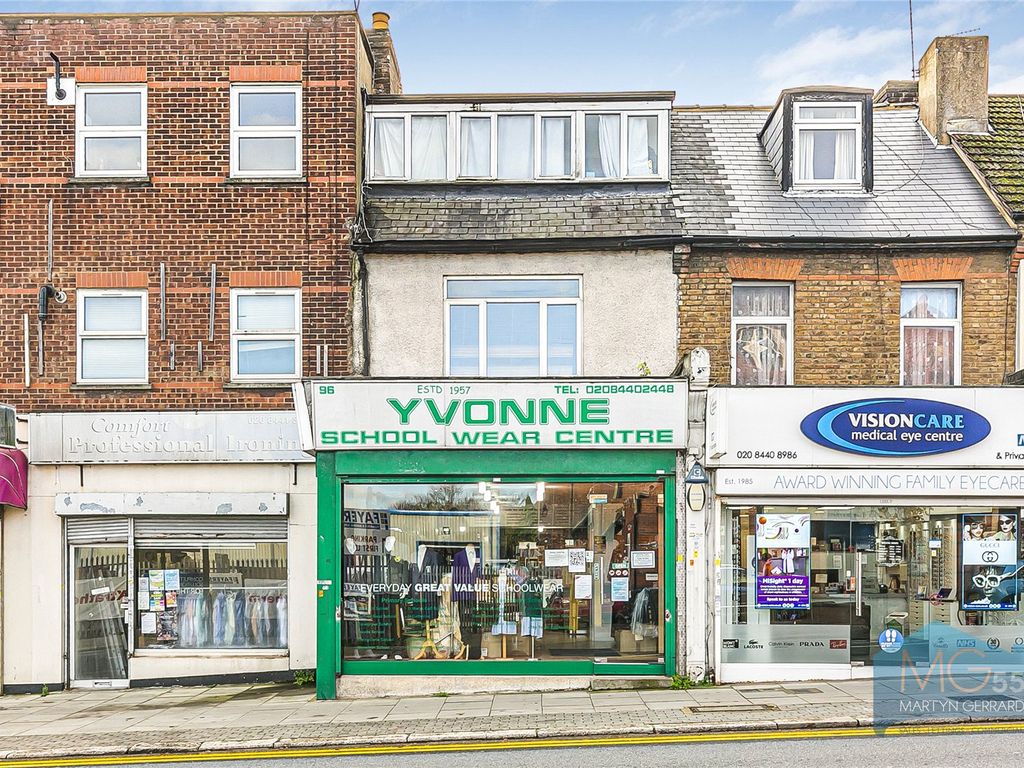Retail premises for sale in East Barnet Road, Barnet EN4, £650,000