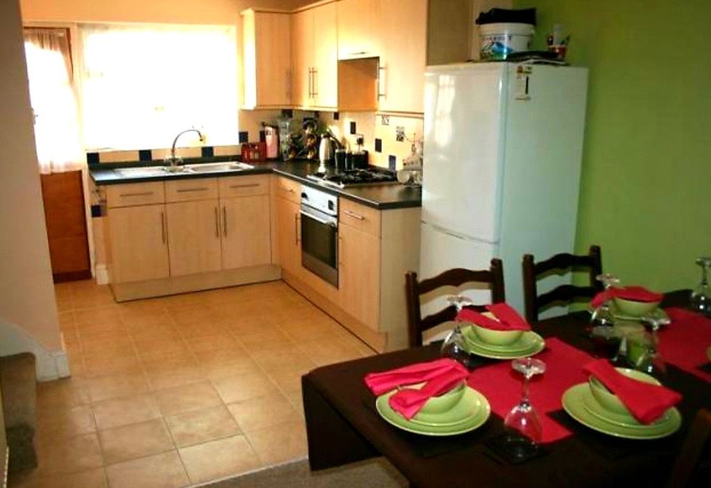2 bed terraced house for sale in Grace Avenue, Beeston, 3 NG9, £195,000