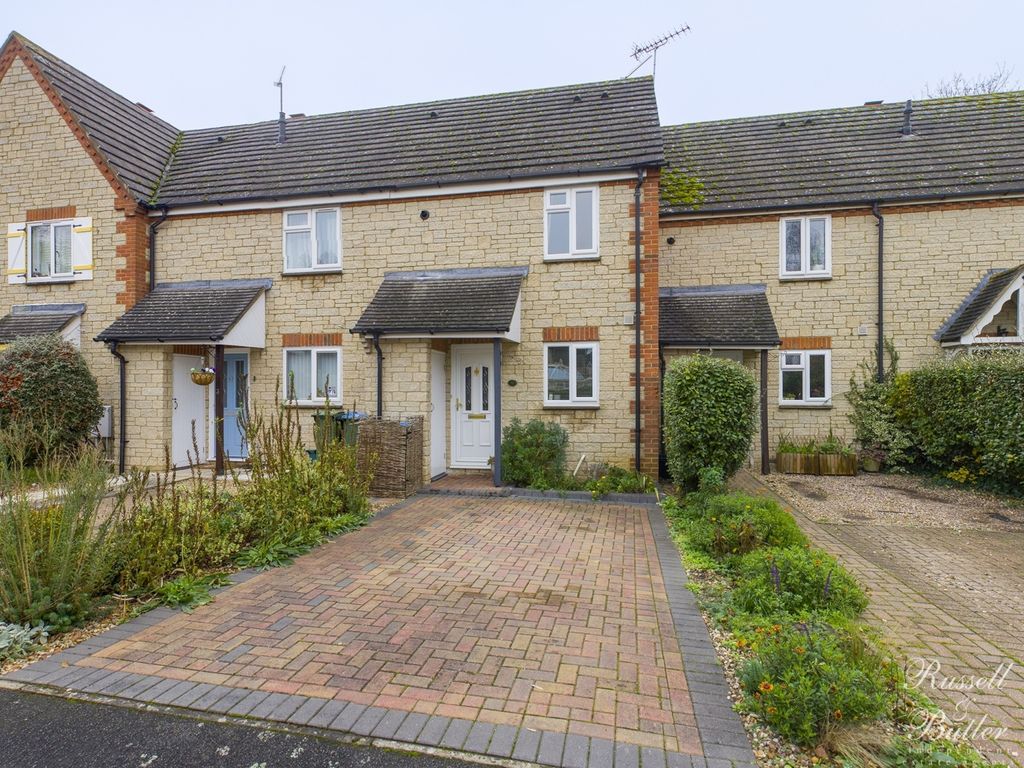 2 bed terraced house for sale in Wharfside Place, Buckingham MK18, £275,000