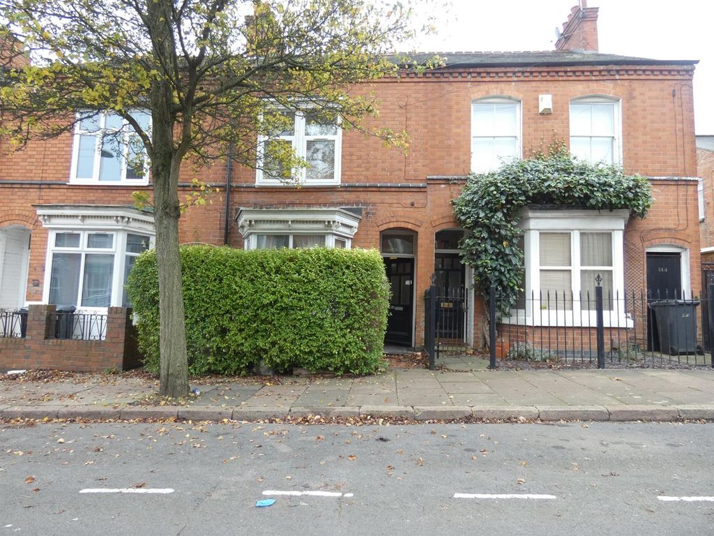 4 bed terraced house for sale in Barclay Street, Westcotes, Leicester LE3, £220,000