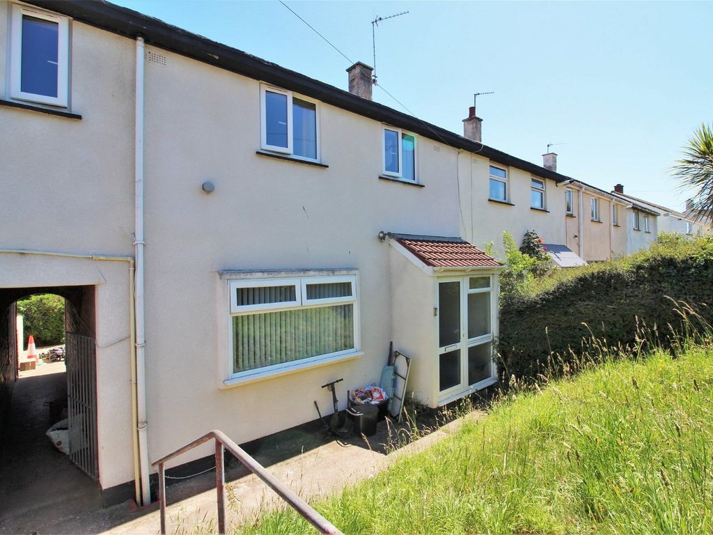 3 bed terraced house for sale in Grenville Avenue, Torquay TQ2, £200,000