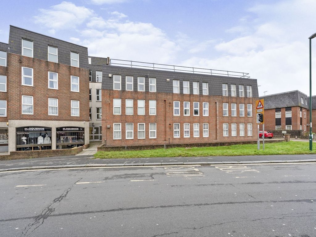 1 bed flat for sale in Lyon Street, Bognor Regis PO21, £85,000