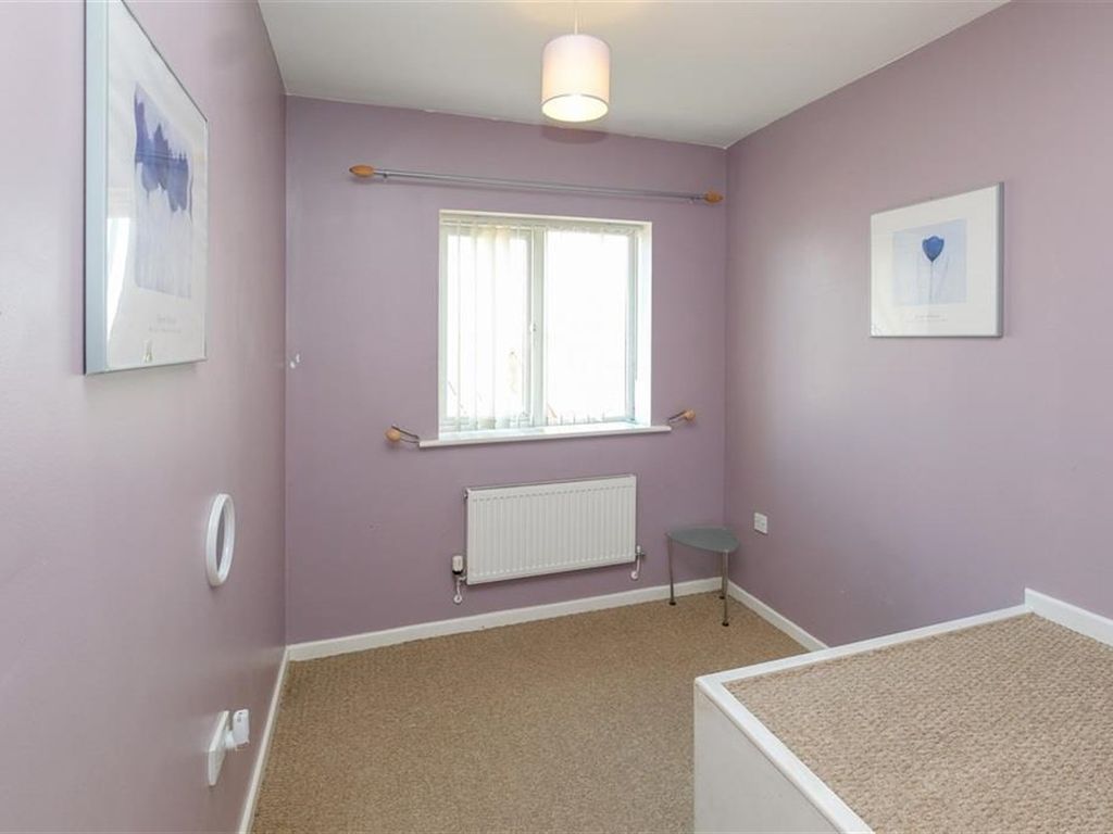 2 bed flat for sale in Loxdale Sidings, Bilston WV14, £110,000