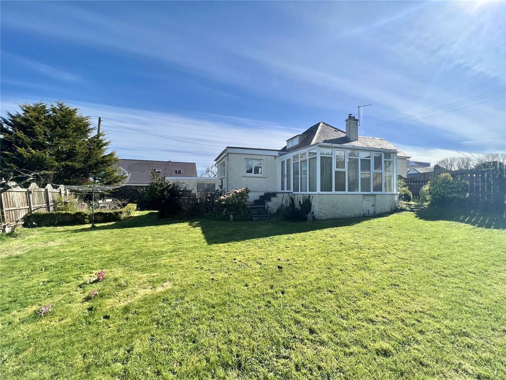 3 bed bungalow for sale in Penparc, Cardigan, Ceredigion SA43, £267,500