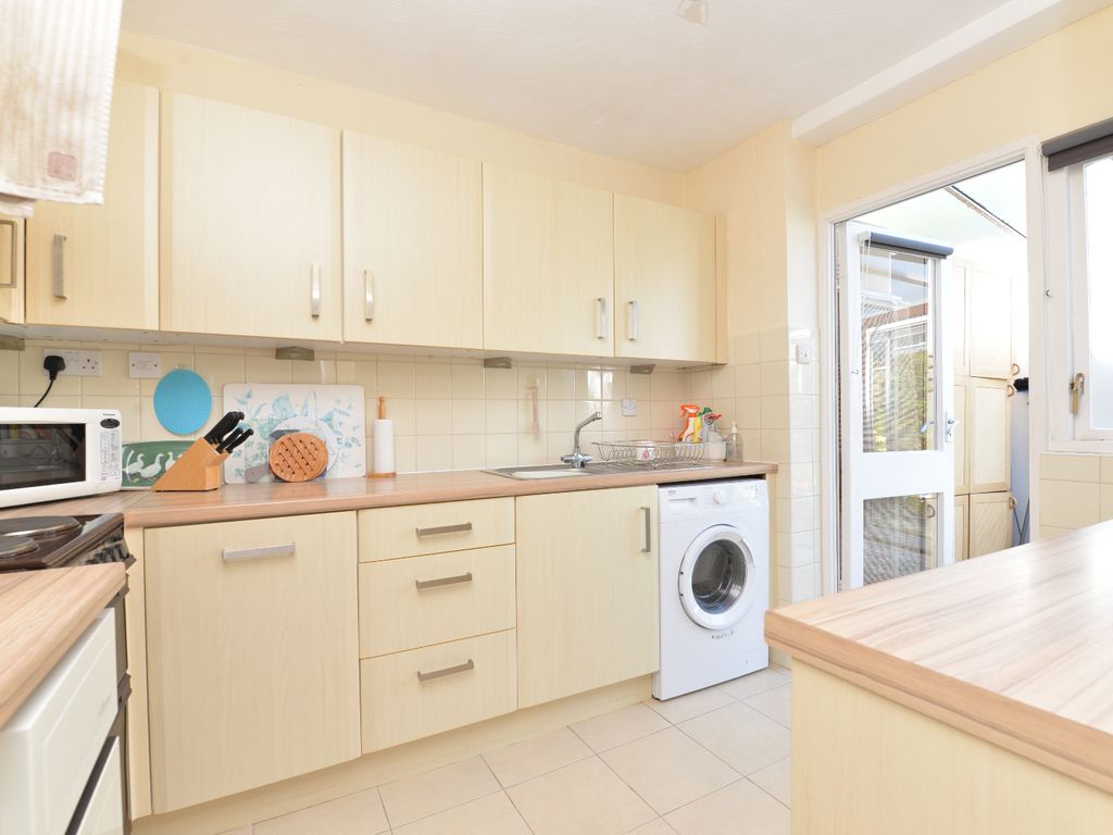 3 bed terraced house for sale in Maple Close, Barton On Sea, New Milton BH25, £339,950