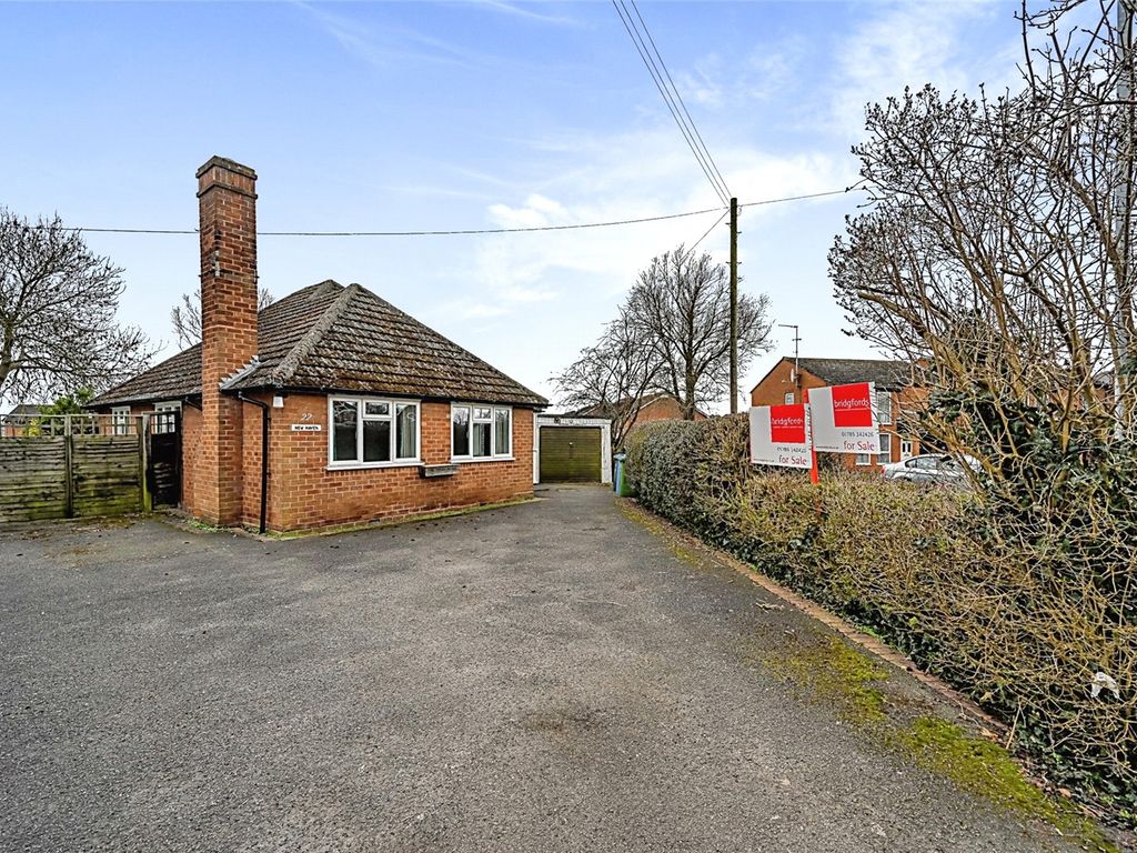 2 bed bungalow for sale in High Street, Wheaton Aston, Stafford, Staffordshire ST19, £240,000