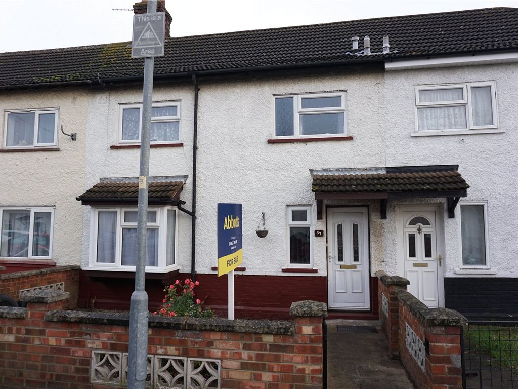 3 bed terraced house for sale in Hillen Road, King