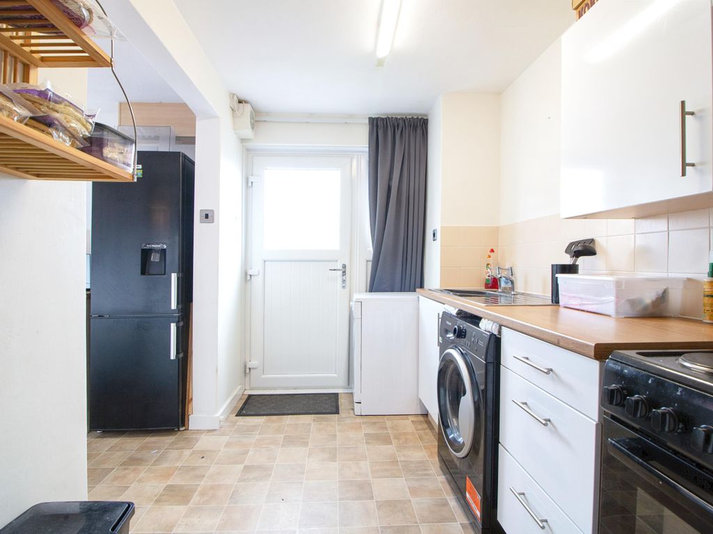 2 bed terraced house for sale in Smalls Square, Brechin DD9, £75,000