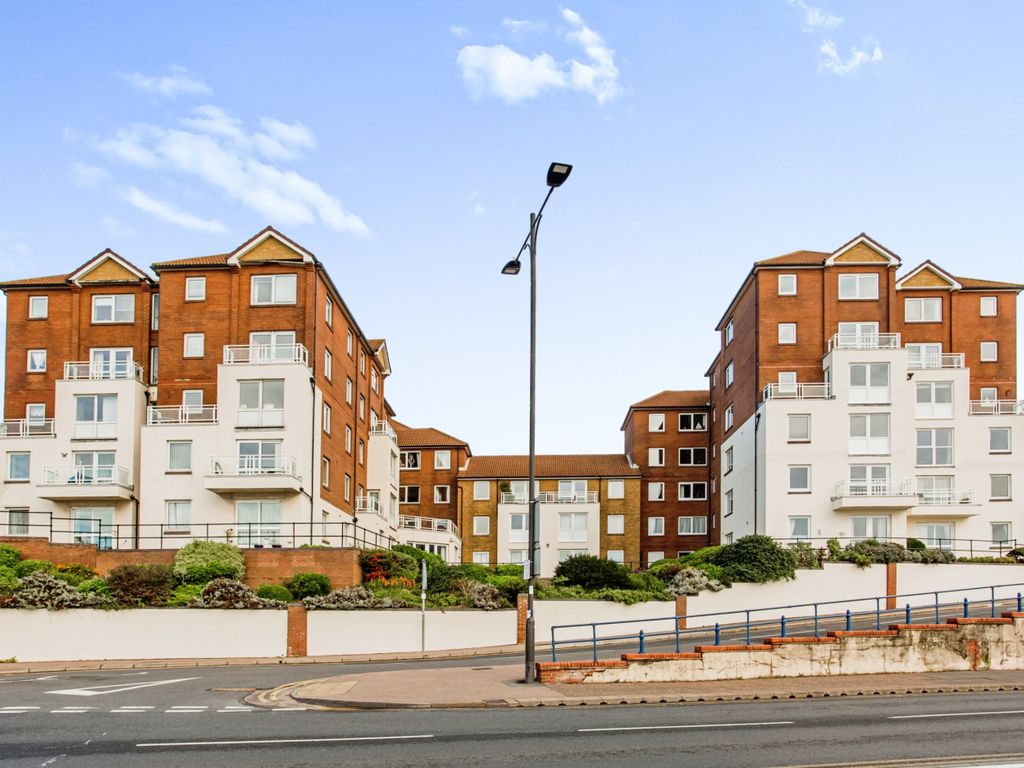 1 bed flat for sale in Homecove House, Holland Road, Westcliff-On-Sea SS0, £130,000