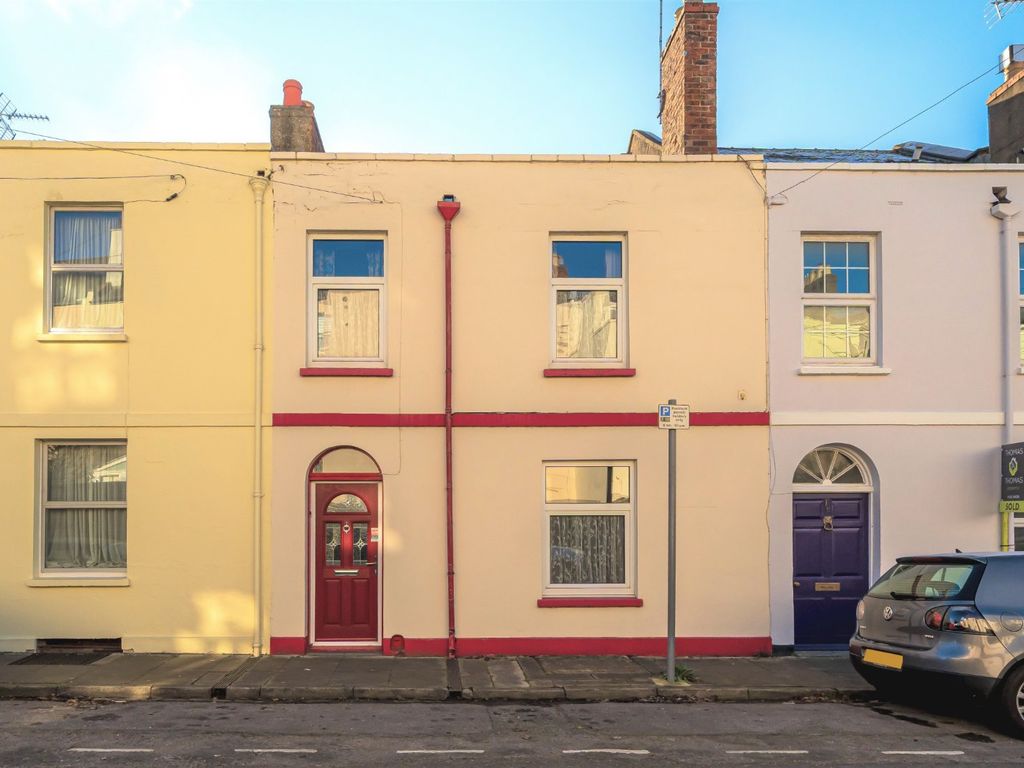 4 bed terraced house for sale in Northfield Terrace, Cheltenham, Gloucestershire GL50, £290,000
