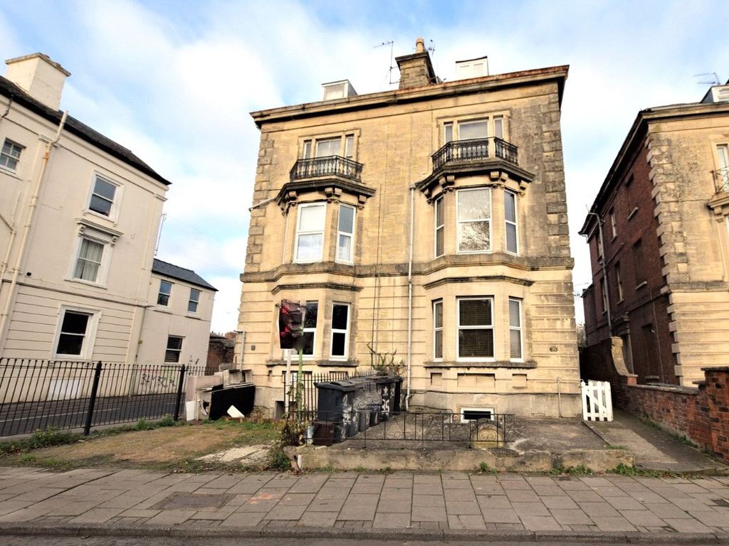 1 bed flat for sale in Park Road, Gloucester, Gloucestershire GL1, £115,000