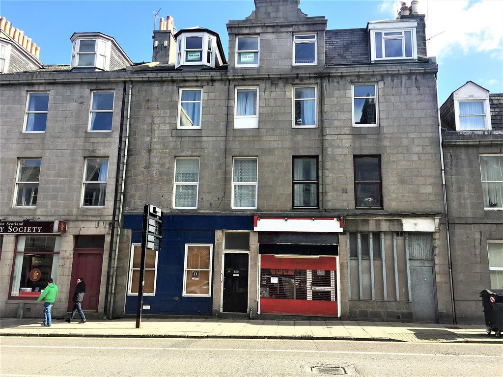 2 bed flat for sale in King Street, Aberdeen AB24, £130,000