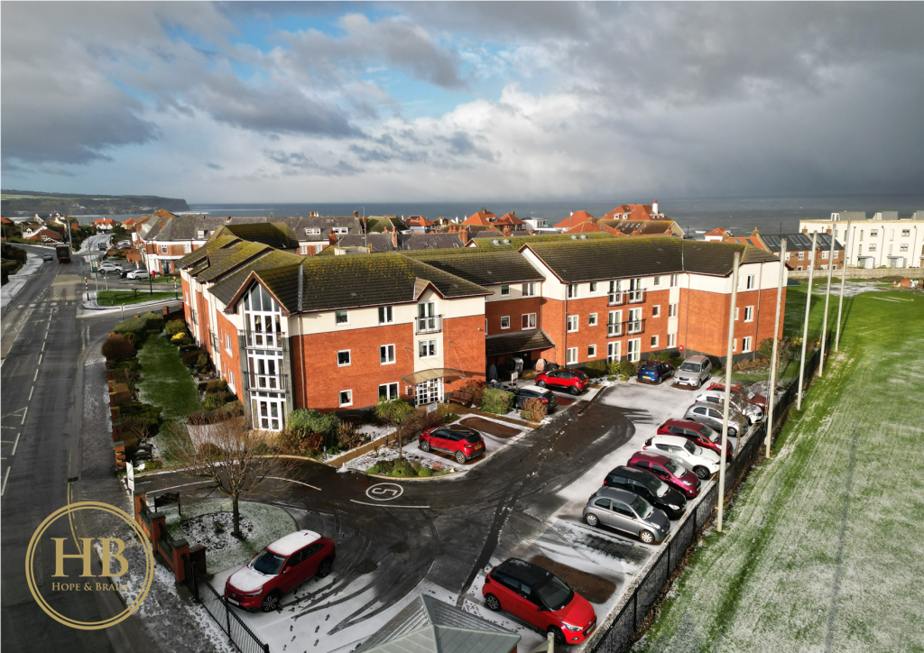 1 bed flat for sale in Upgang Lane, Whitby YO21, £150,000
