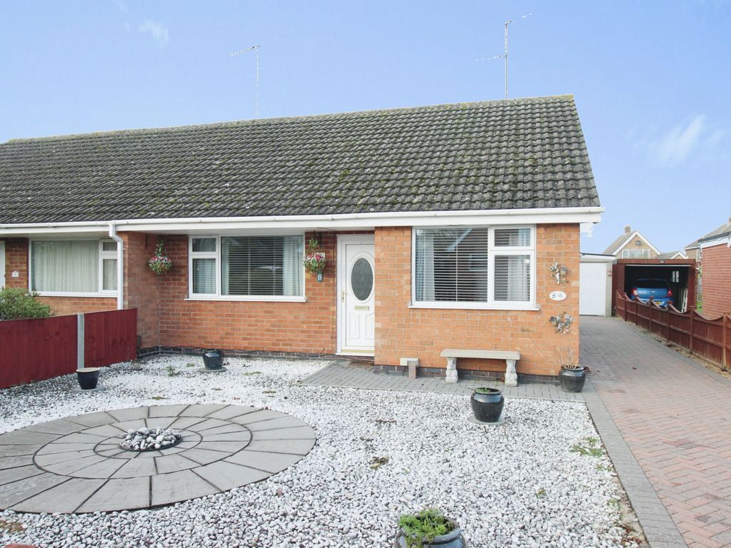 2 bed semi-detached bungalow for sale in Almond Crescent, Waddington, Lincoln LN5, £195,000