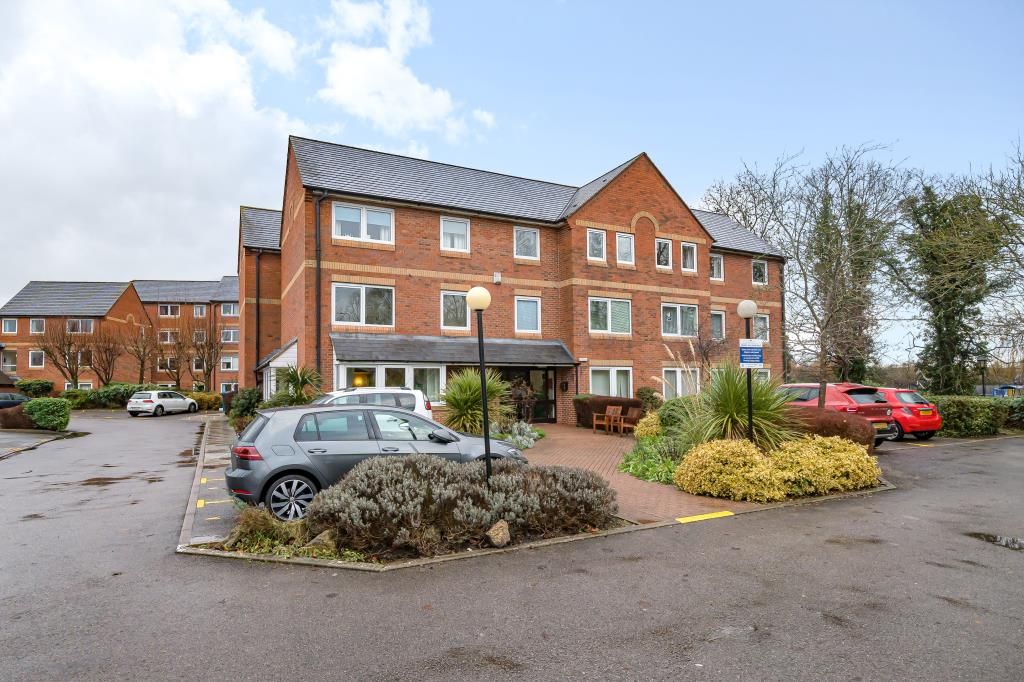 1 bed flat for sale in Oxford, Botley OX2, £110,000
