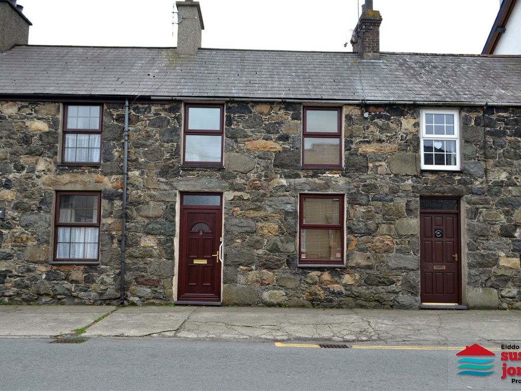 2 bed terraced house for sale in Madoc Street, Y Ffor, Pwllheli LL53, £135,000